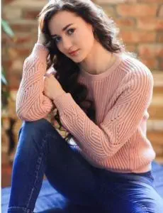 Elite escort service in Chitragupta Nagar for home and hotel visits